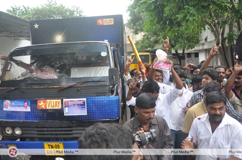 Flag Off ceremony of Rajini Rasigan Express - Pictures | Picture 133117